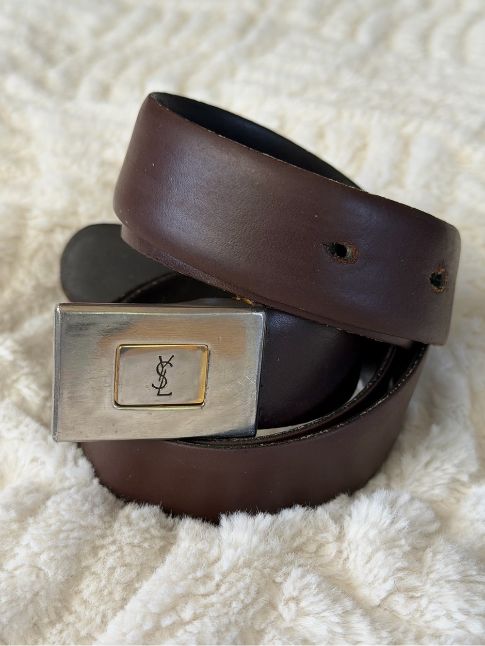 VTG Yves Saint Laurent Reversible Black/Brown Belt w Metal Buckle. Luxury.